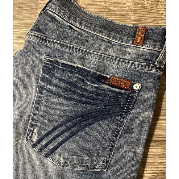 7 For All Mankind Denim - 7 For All Mankind Vintage Crop Dojo Blue Jean Low Rise Medium Wash Sz 32 (34x20)